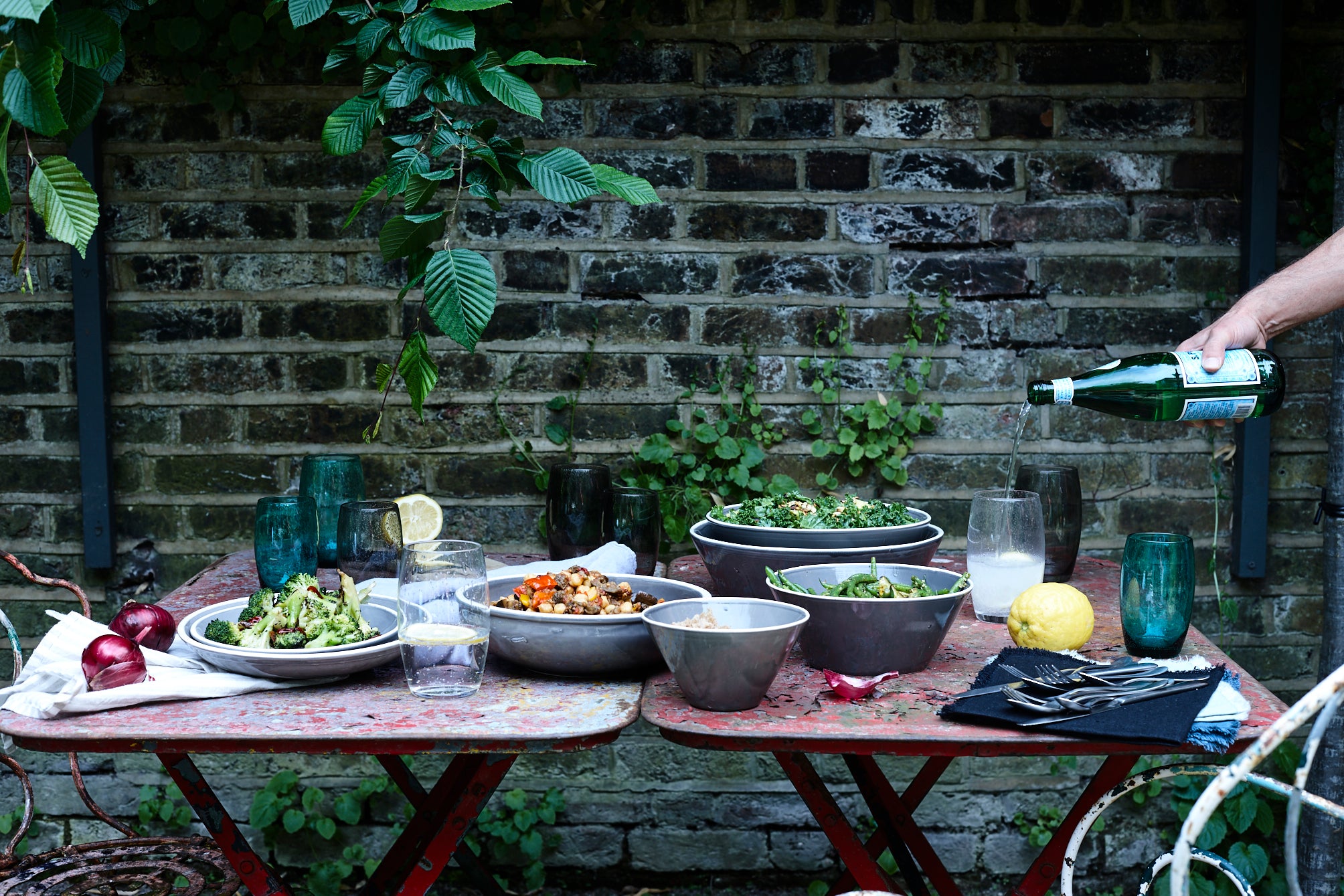 DINING ALFRESCO - OUR FAVOURITE THING!